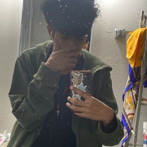 Meet your Posher, Jose